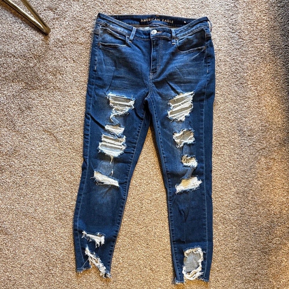 American Eagle Outfitters Dark Wash Distressed Skinny Jeans